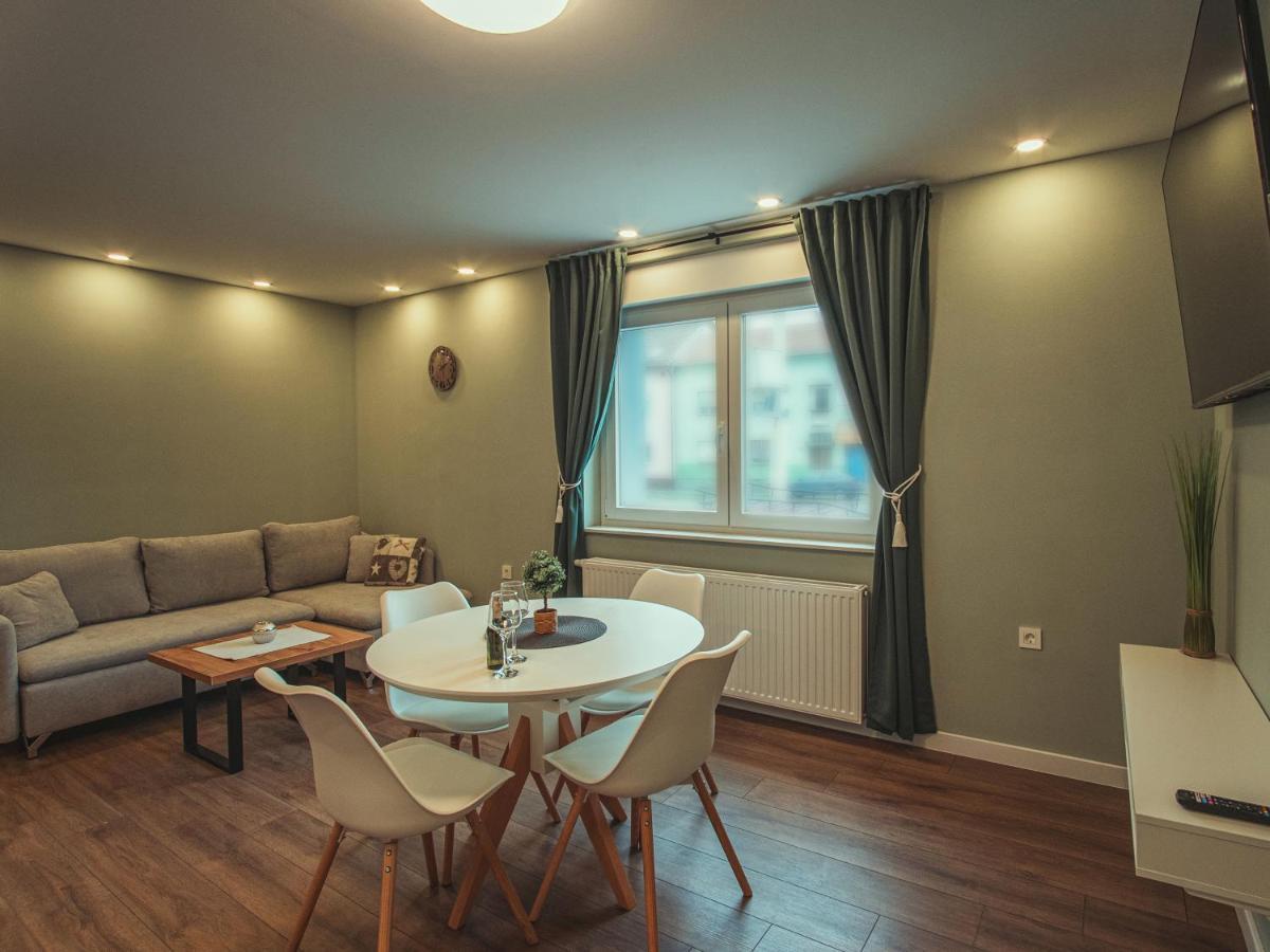 Apartmani Infinity Osijek Ngoại thất bức ảnh