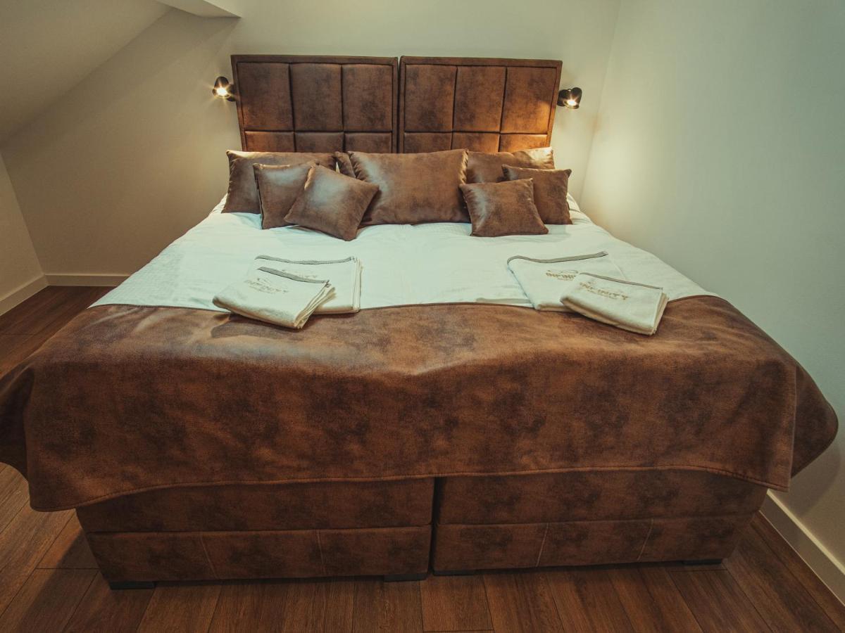 Apartmani Infinity Osijek Ngoại thất bức ảnh