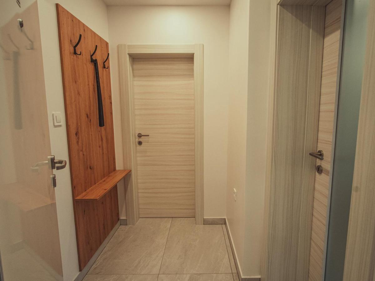 Apartmani Infinity Osijek Ngoại thất bức ảnh