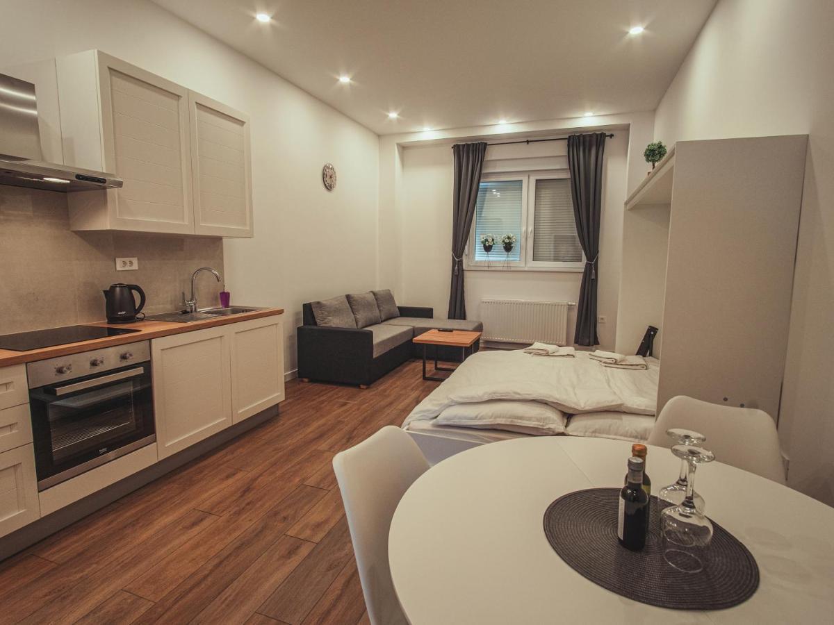 Apartmani Infinity Osijek Ngoại thất bức ảnh