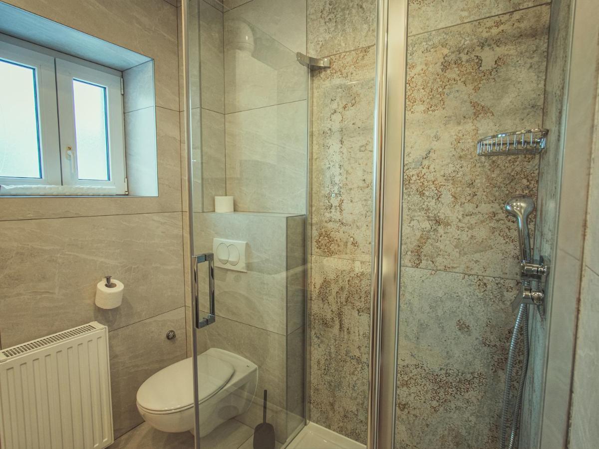 Apartmani Infinity Osijek Ngoại thất bức ảnh