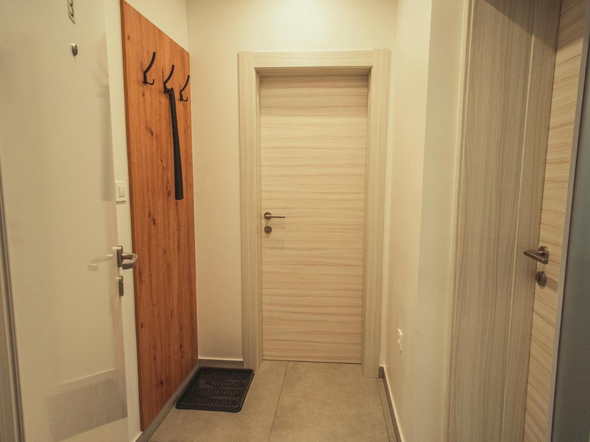 Apartmani Infinity Osijek Ngoại thất bức ảnh
