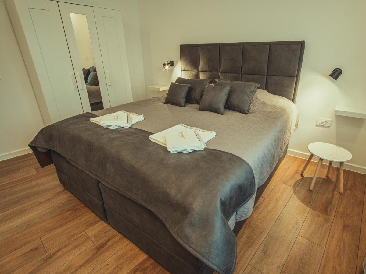 Apartmani Infinity Osijek Ngoại thất bức ảnh
