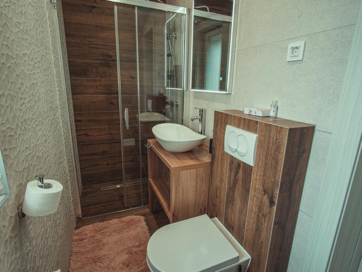 Apartmani Infinity Osijek Ngoại thất bức ảnh