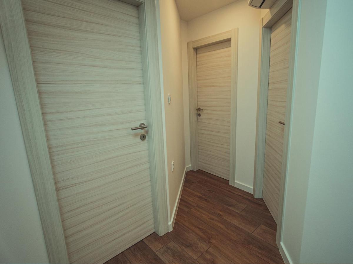 Apartmani Infinity Osijek Ngoại thất bức ảnh