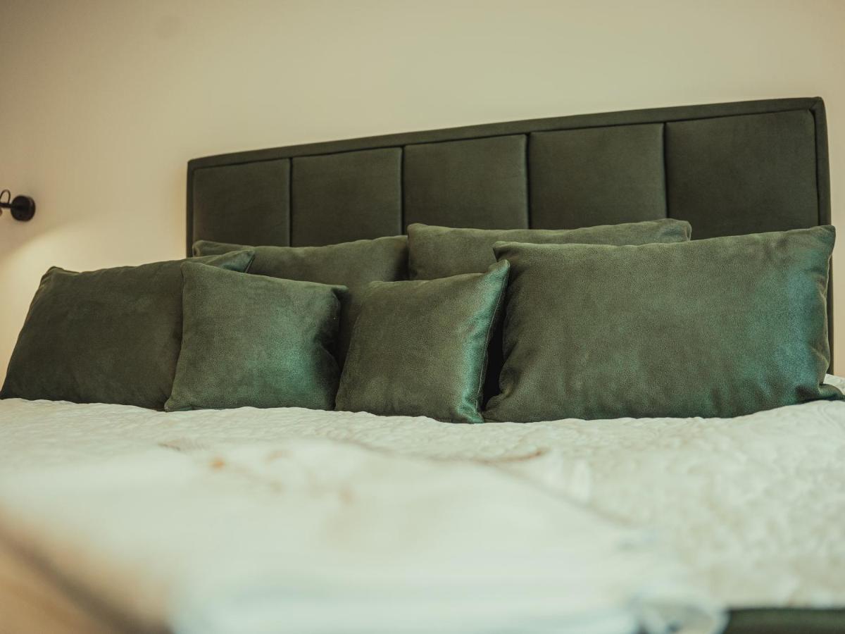 Apartmani Infinity Osijek Ngoại thất bức ảnh