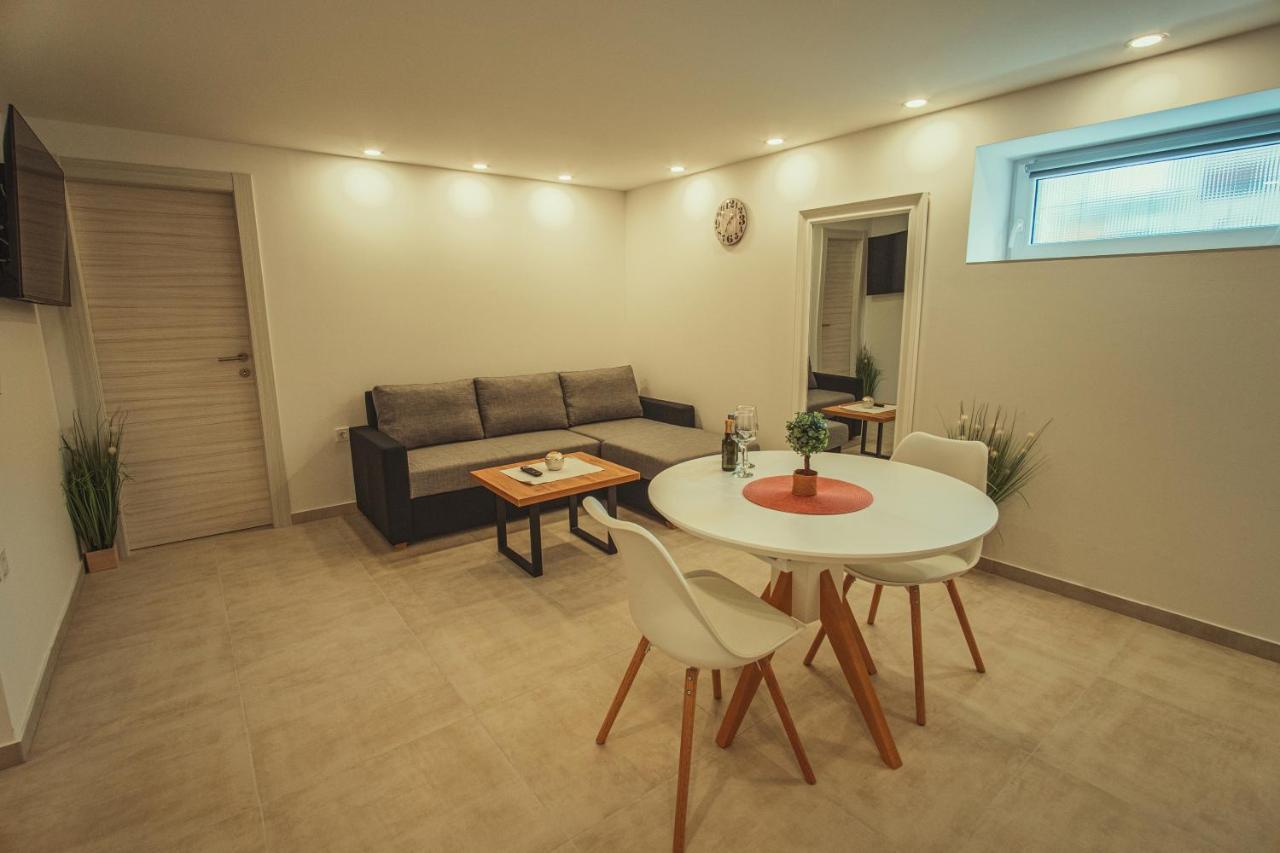 Apartmani Infinity Osijek Ngoại thất bức ảnh